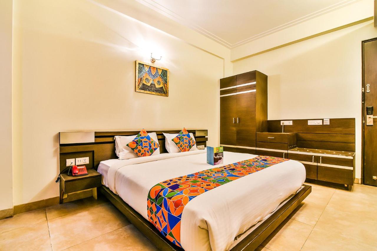 Fabhotel Oasis Dlf Phase 3 Gurgáon Exteriér fotografie